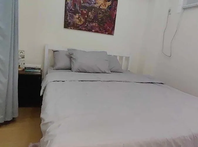 Simply Cozy 1 Bedroom Condotel Near Airport