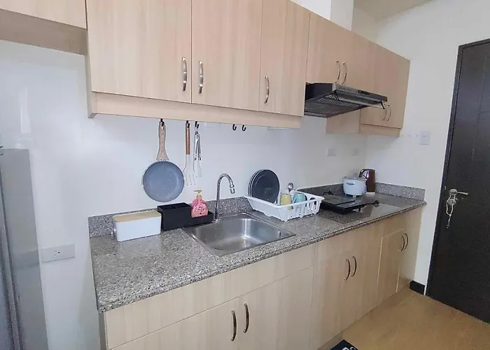 Simply Cozy 1 Bedroom Condotel Near Airport アパートホテル