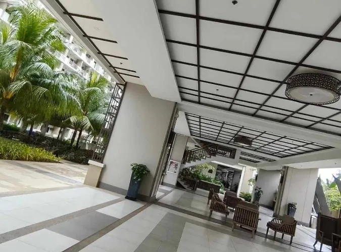 Simply Cozy 1 Bedroom Condotel Near Airport アパートホテル