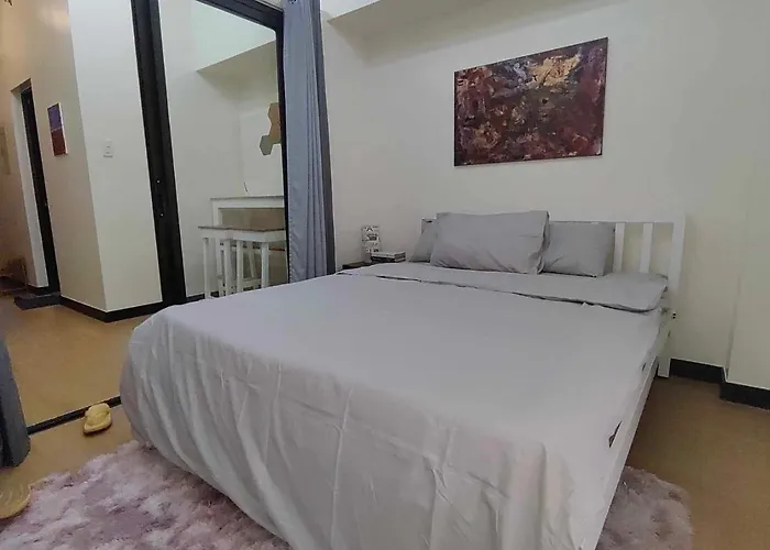 Simply Cozy 1 Bedroom Condotel Near Airport